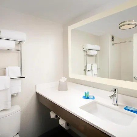 Holiday Inn Express & Suites Baltimore - BWI Airport North By Ihg-2
